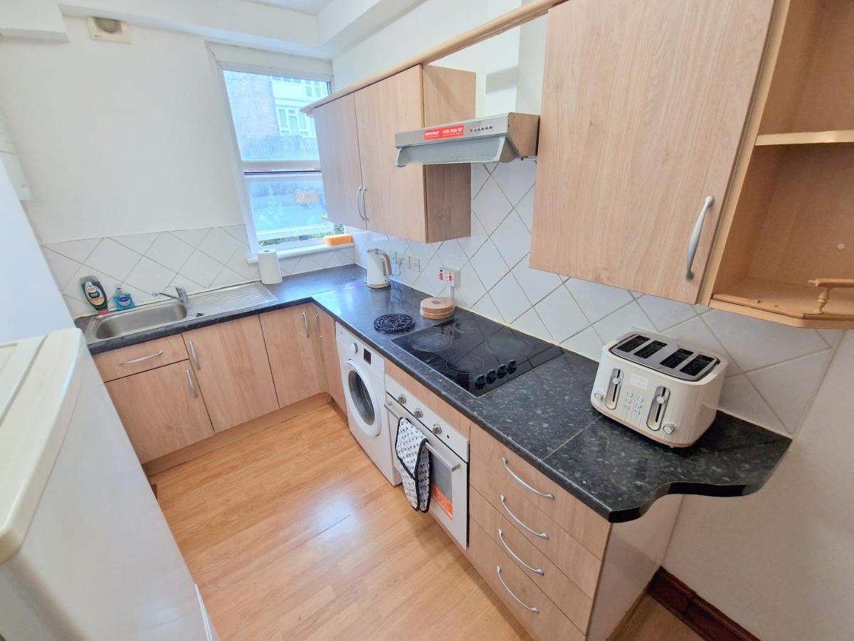 Apartament Two Bedroom Near Lewisham Station *